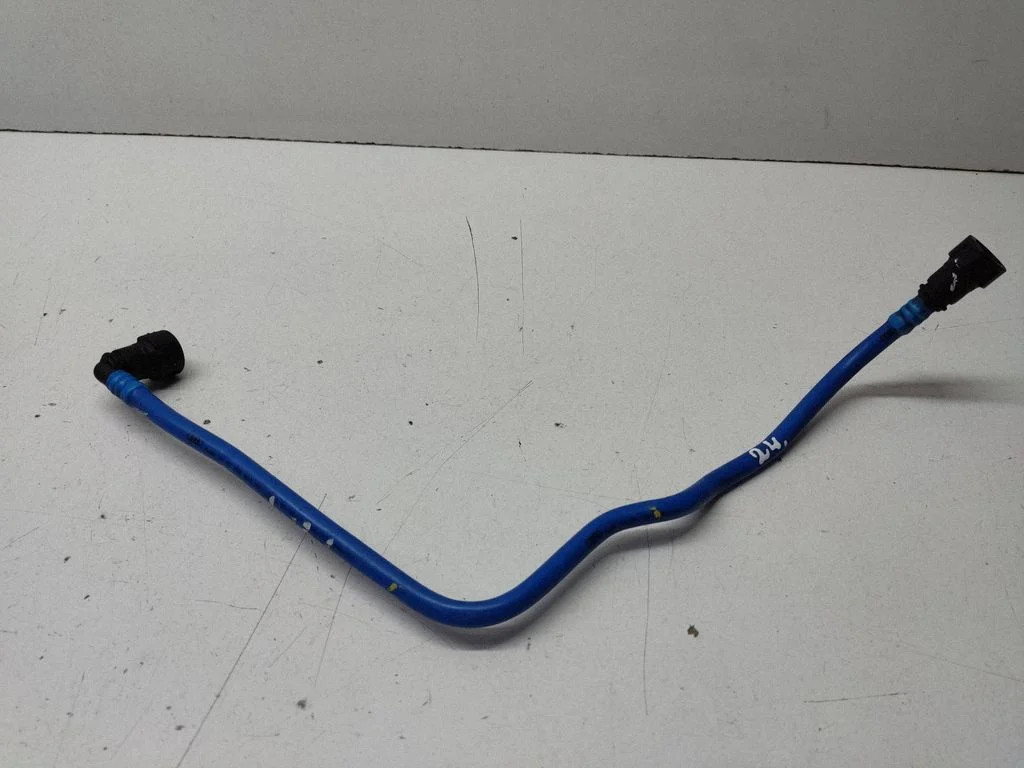 Fuel line pipe – Audi Q5 SQ5 8R (2008-2017)