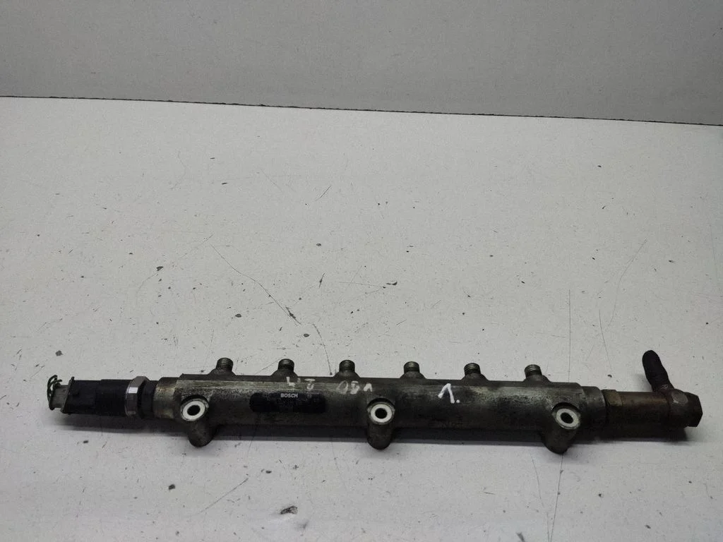 Fuel main line pipe – Volvo V70 (2005-2008)