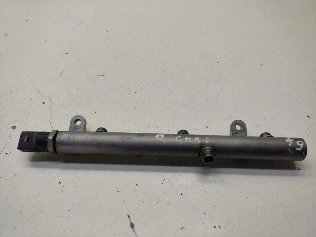 Fuel main line pipe A6420700695