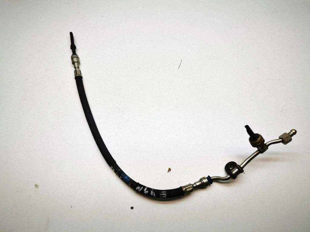 Fuel pressure sensor – BMW 3 Series E90 E91 (2005-2012)