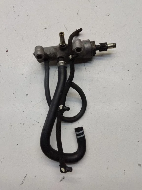 Regulator ciśnienia paliwa – Opel Astra H (2004-2012)