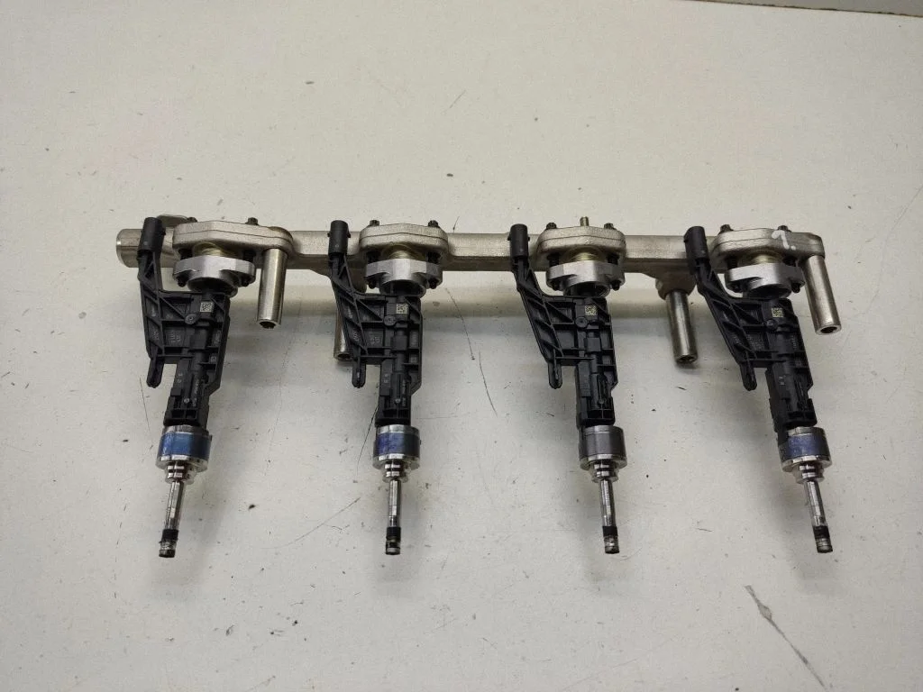 Pihustite (düüside) komplekt – BMW 3-seeria G20 G21 (2019-)