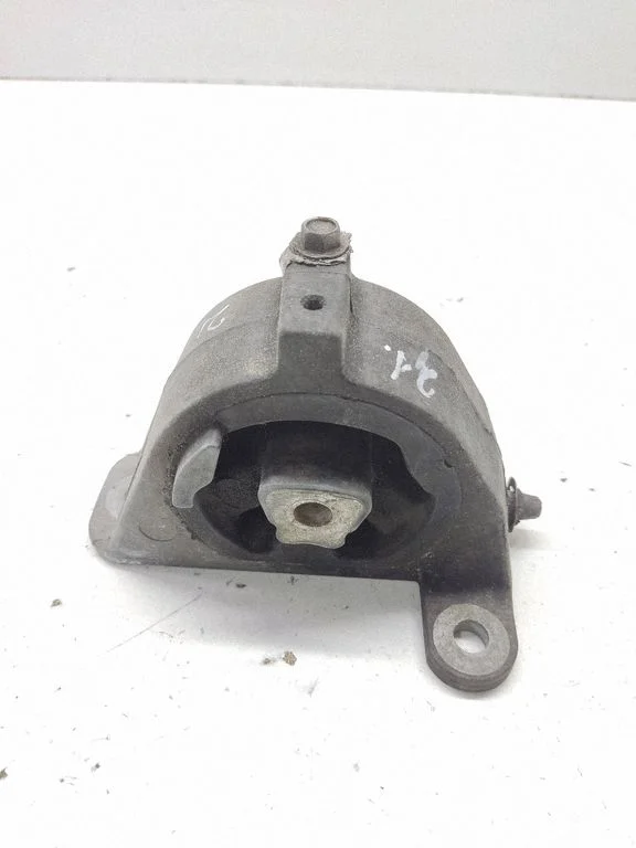 Engine mount bracket 2332J