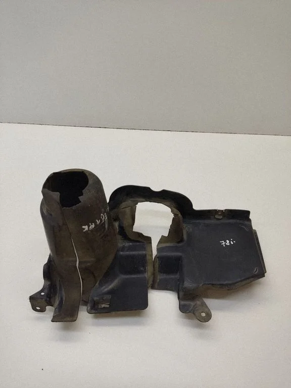 Rooli õõtshoova kaitsekummi – BMW 5-seeria E60 E61 (2004-2010)