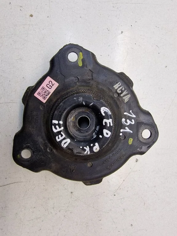 Front coil spring rubber mount – KIA Ceed (2018-)