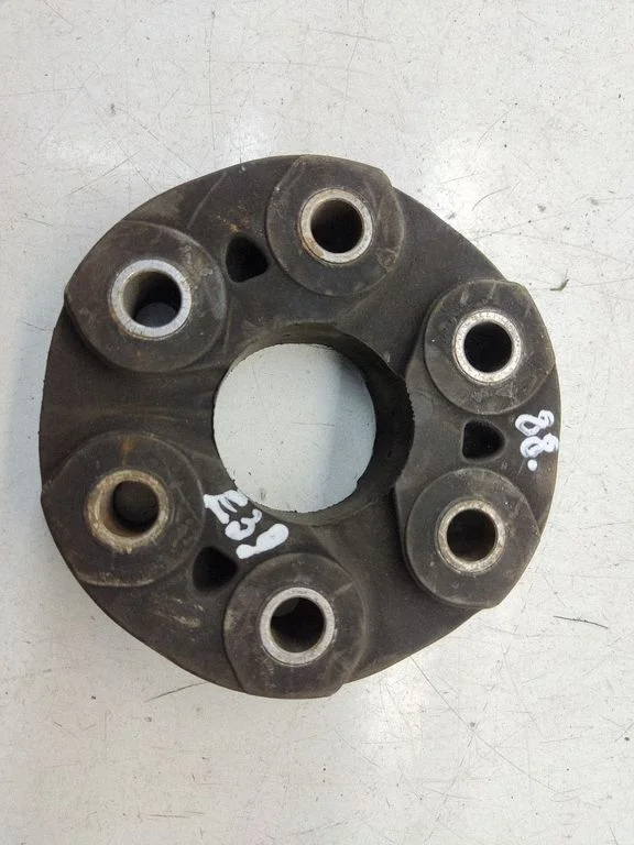 Rear prop shaft donut coupling/joint – BMW 5 Series E39 (1996-2003)