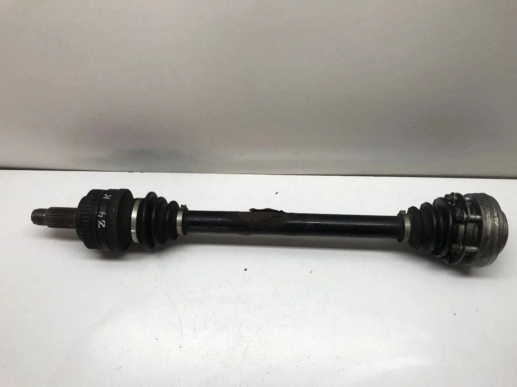 Rear driveshaft 7529901
