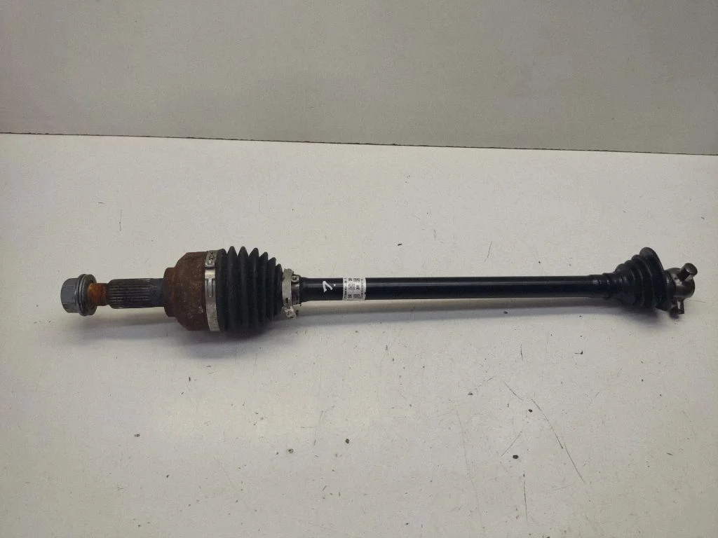 Rear driveshaft – Tesla Model Y (2020-)