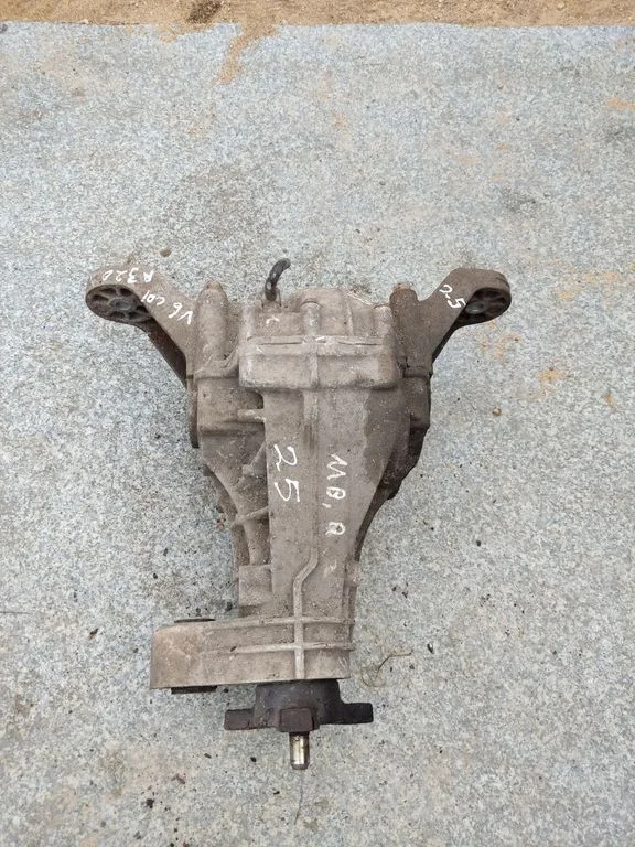 Rear differential – Mercedes-Benz R-Class W251 (2005-2013)