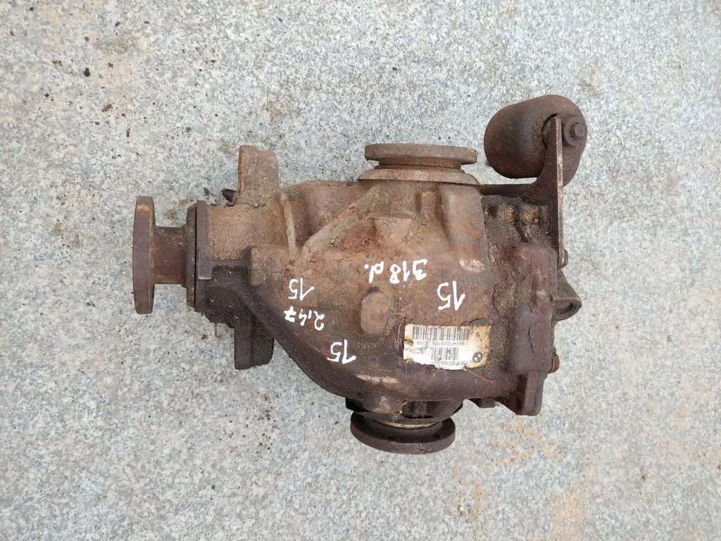 Rear differential – BMW 3 Series E46 (1998-2005)