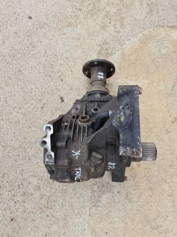Gearbox transfer box case – centre
