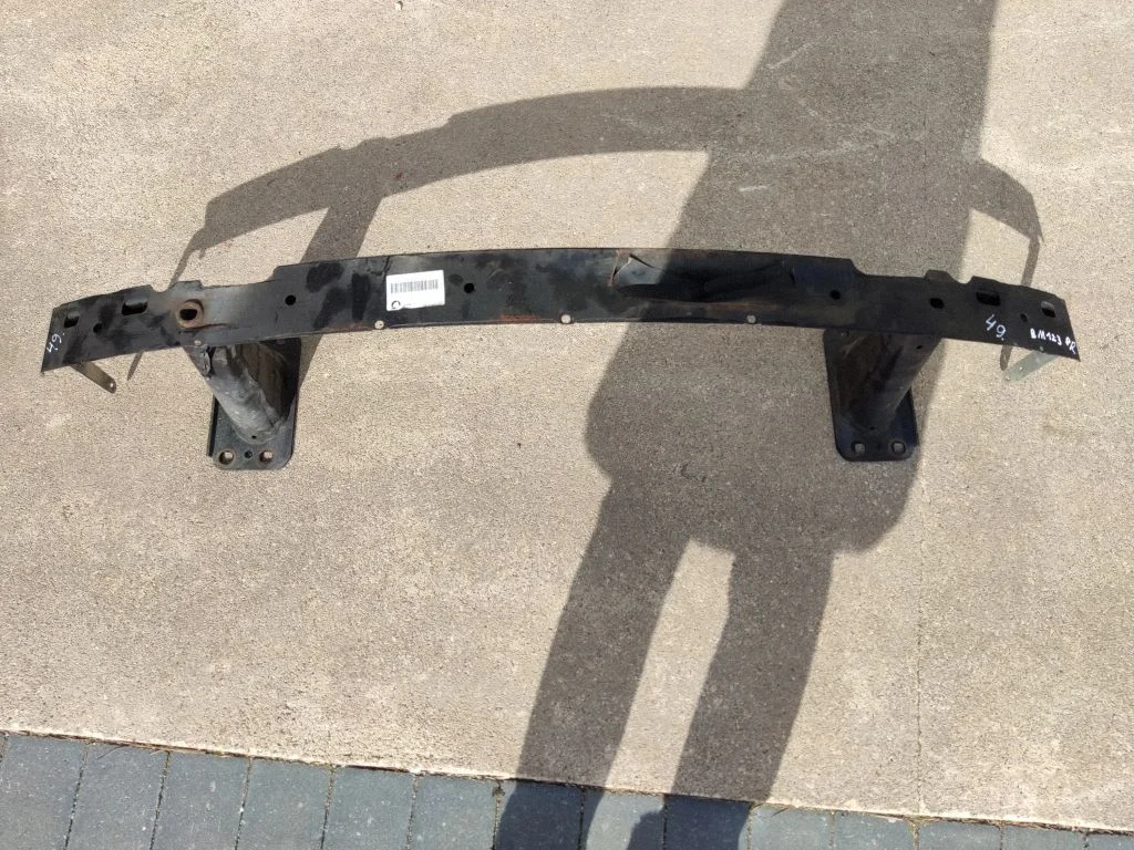 Front bumper cross member 590678