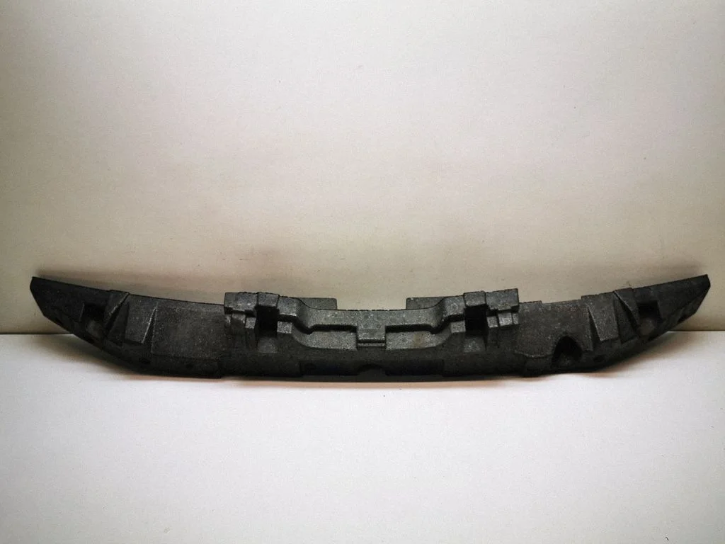 Absorber piankowy zderzaka przedniego – Nissan Qashqai+2 (2008-2010)
