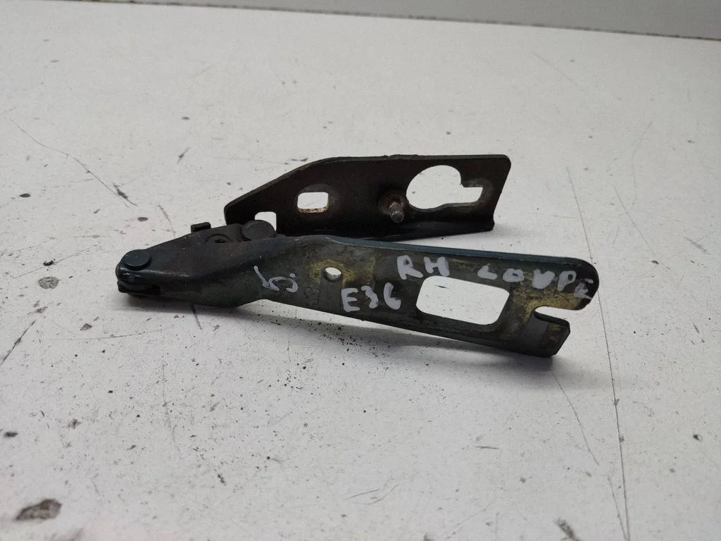 Engine bonnet/hood hinges – right