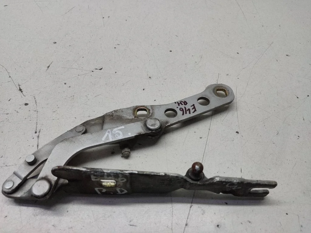Engine bonnet/hood hinges 8200124