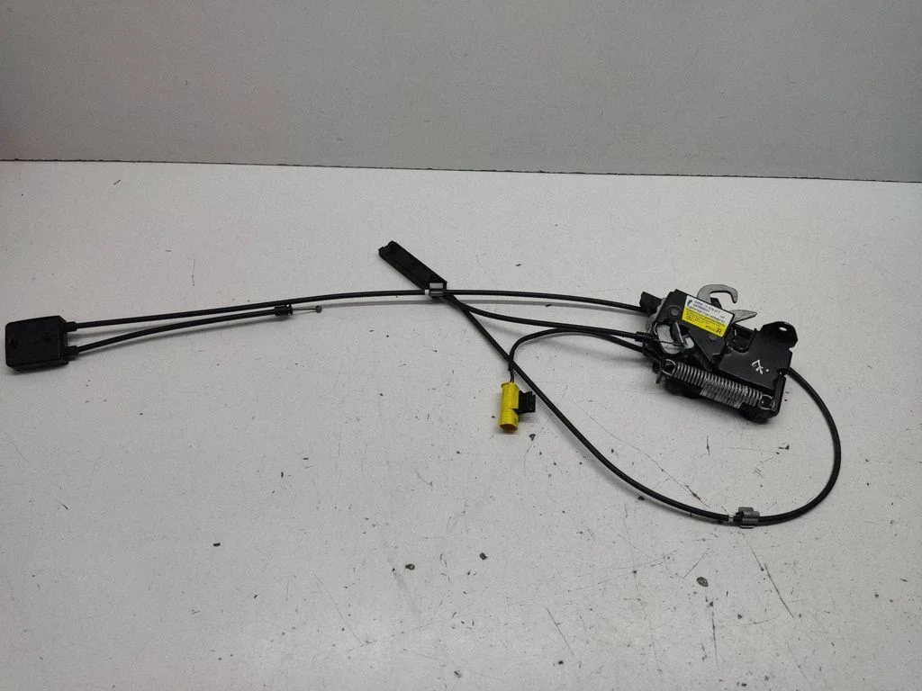 Engine bonnet/hood lock/catch 7376977