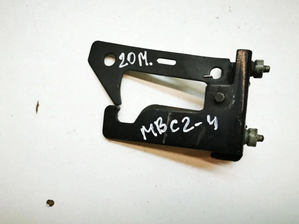 Engine bonnet/hood lock/latch loop/hook – Mercedes-Benz C-Class AMG W204 (2007-2014)