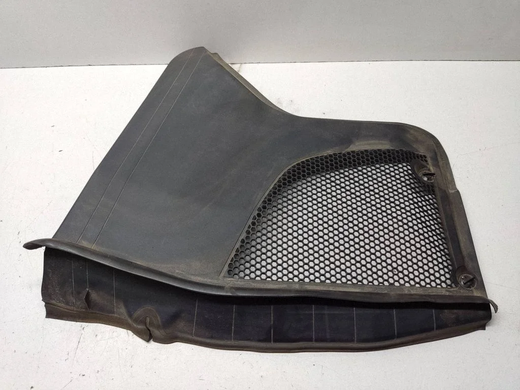 Wiper trim A2138300400