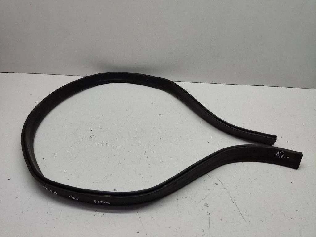 Engine compartment rubber – Mercedes-Benz E-Class W213 (2016-)