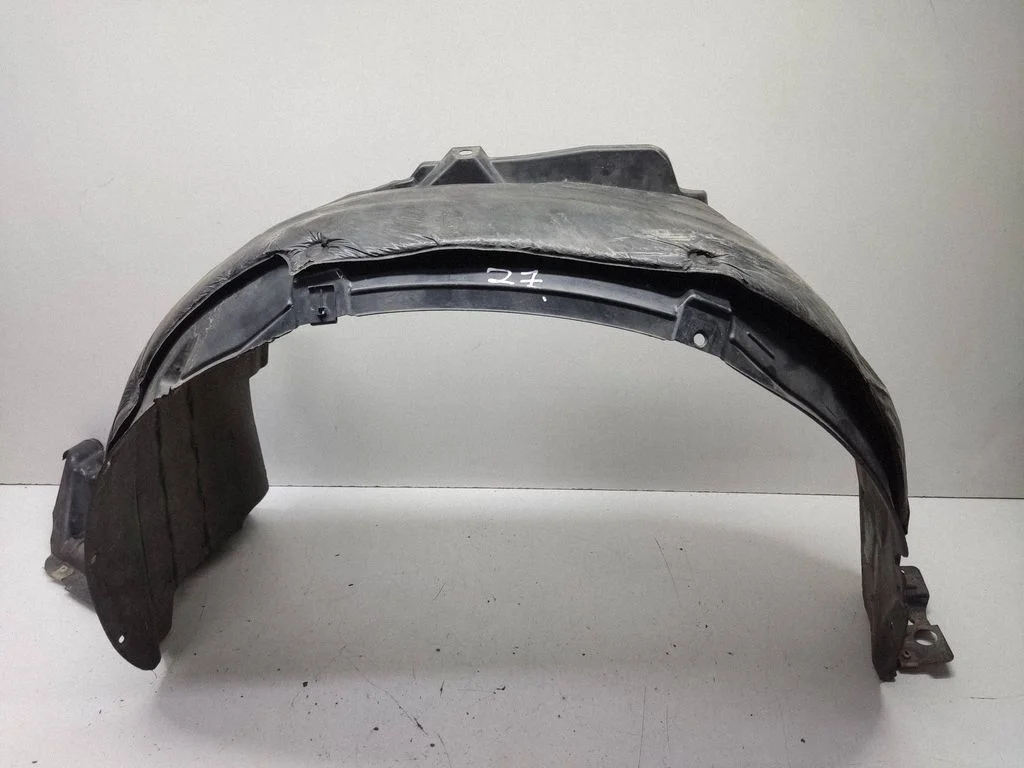 Front wheel arch liner splash guards 63841AV500