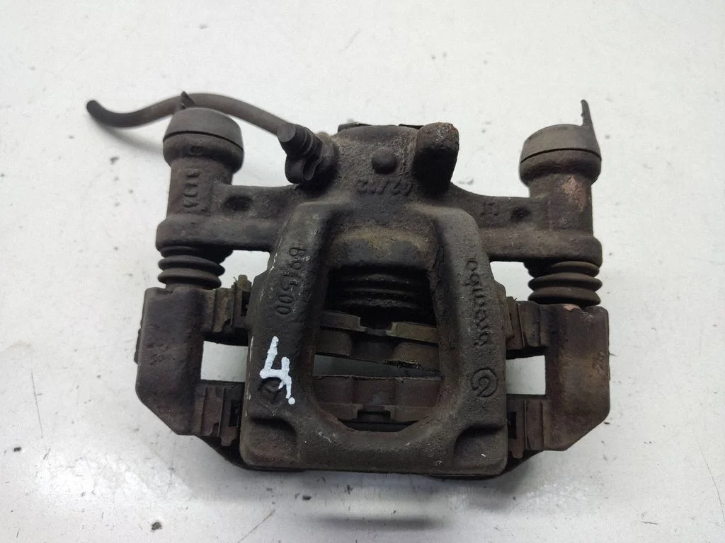 Tagumine pidurisadul A4474230598