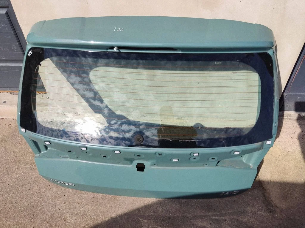 Tailgate/trunk/boot lid 43R010194