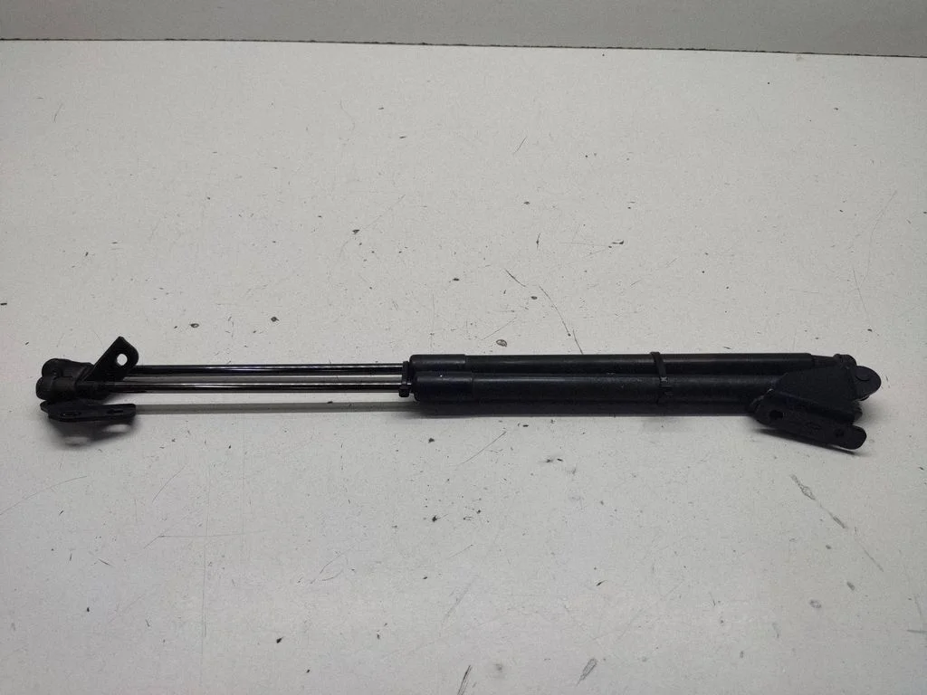 Tagaluugi gaasiamortisaator 90450JD01B