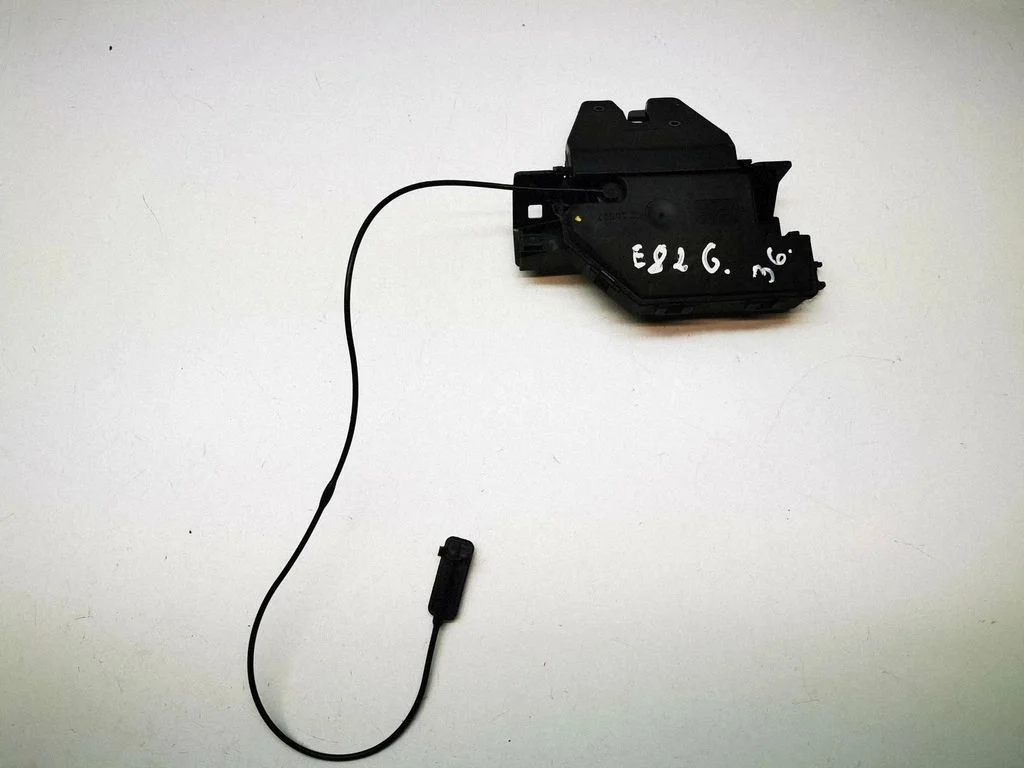 Tailgate/trunk/boot lock/catch/latch 7840617
