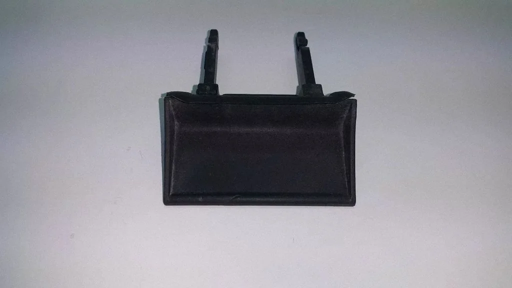 Tagaluugi avamiskäepide (välimine) 4B0827777B