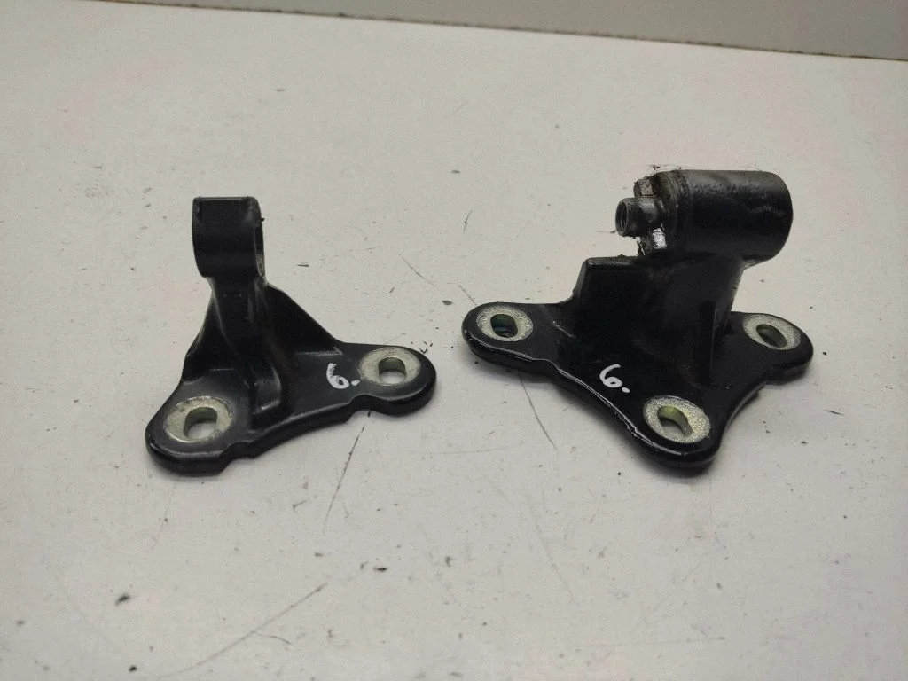 Front door hinges set – right