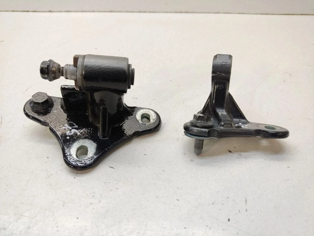 Front door hinges set REM46