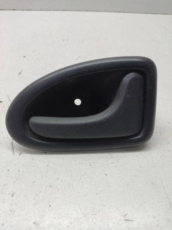 Front door interior handle – Renault Trafic II (X83) (2001-2014)