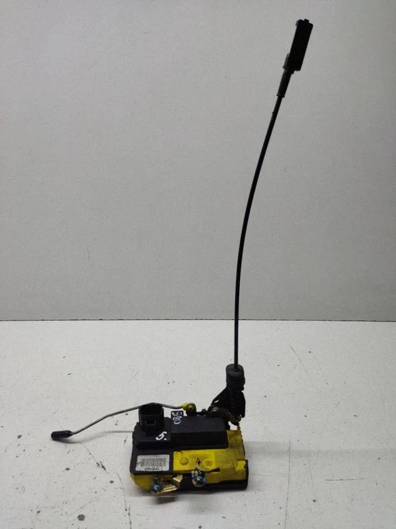 Front door lock – Volvo S80 (2004-2006)