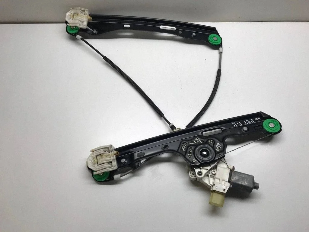 Front door window regulator with motor – BMW 1 Series E81 E87 (2004-2011)