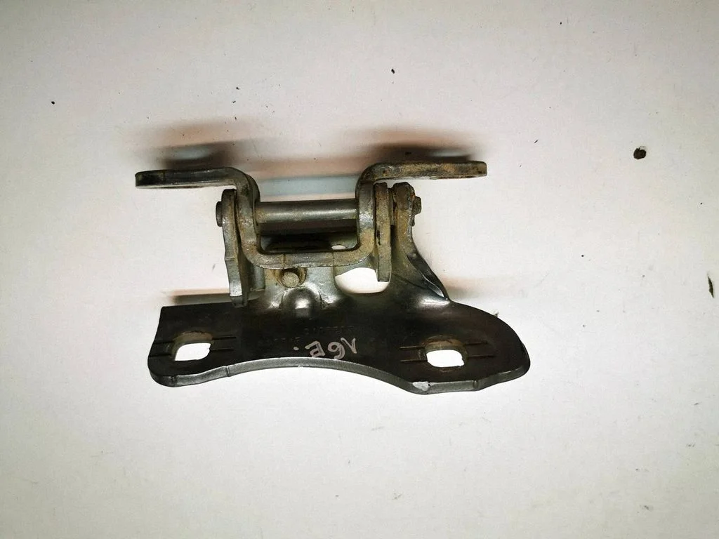 Tagaukse alumine hing 85574F