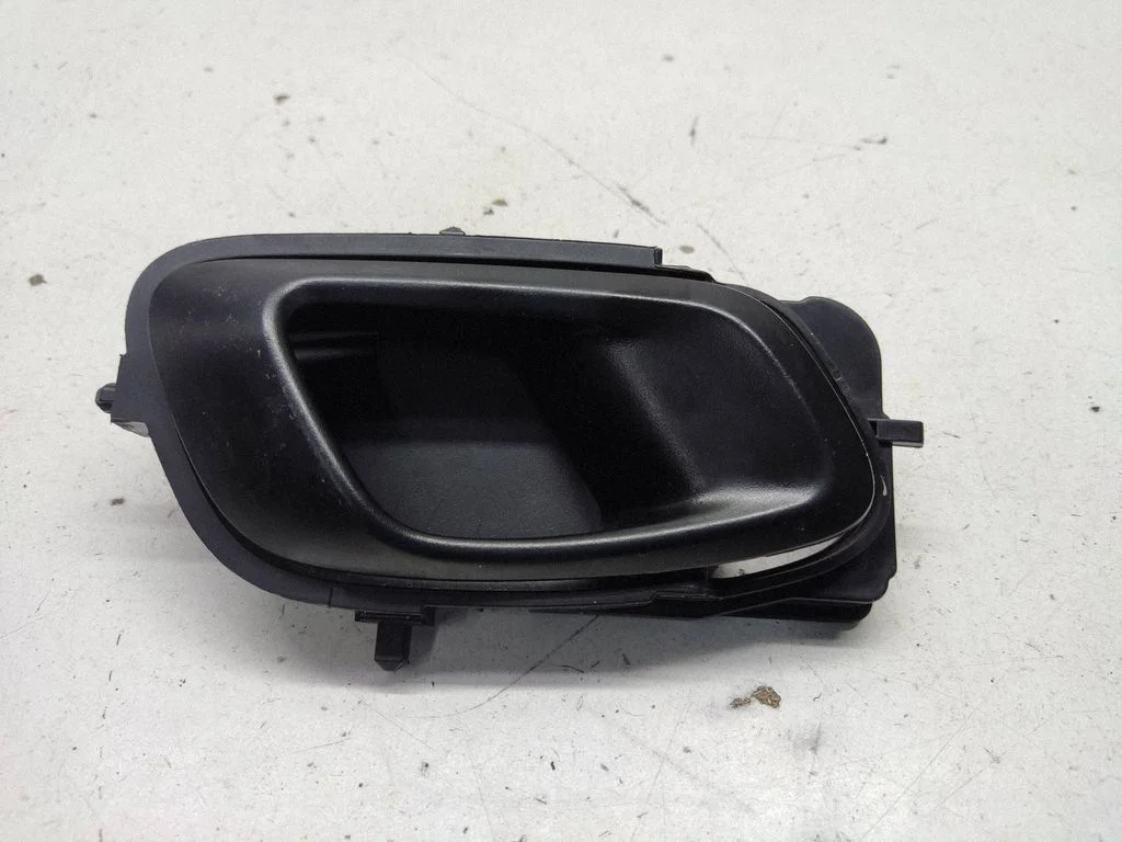 Rear door interior handle 82620Q0000