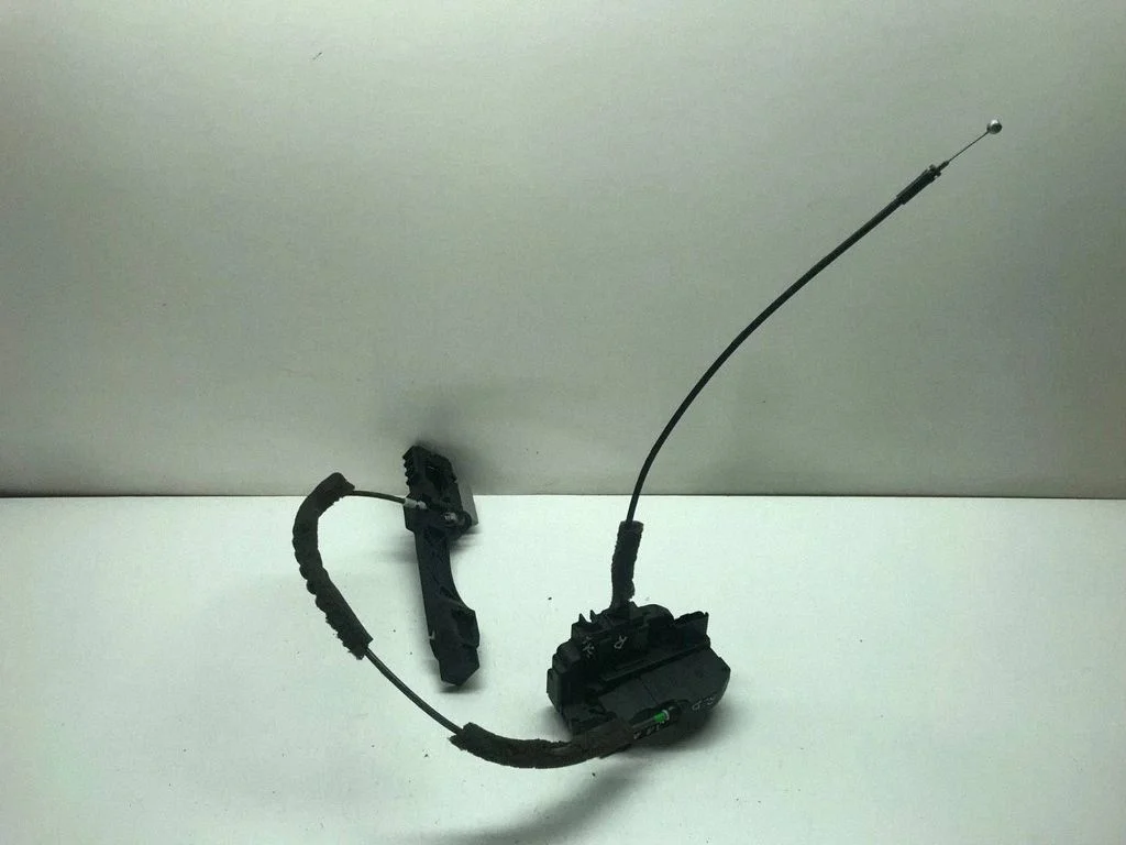 Tagaukse lukk 80610EB300