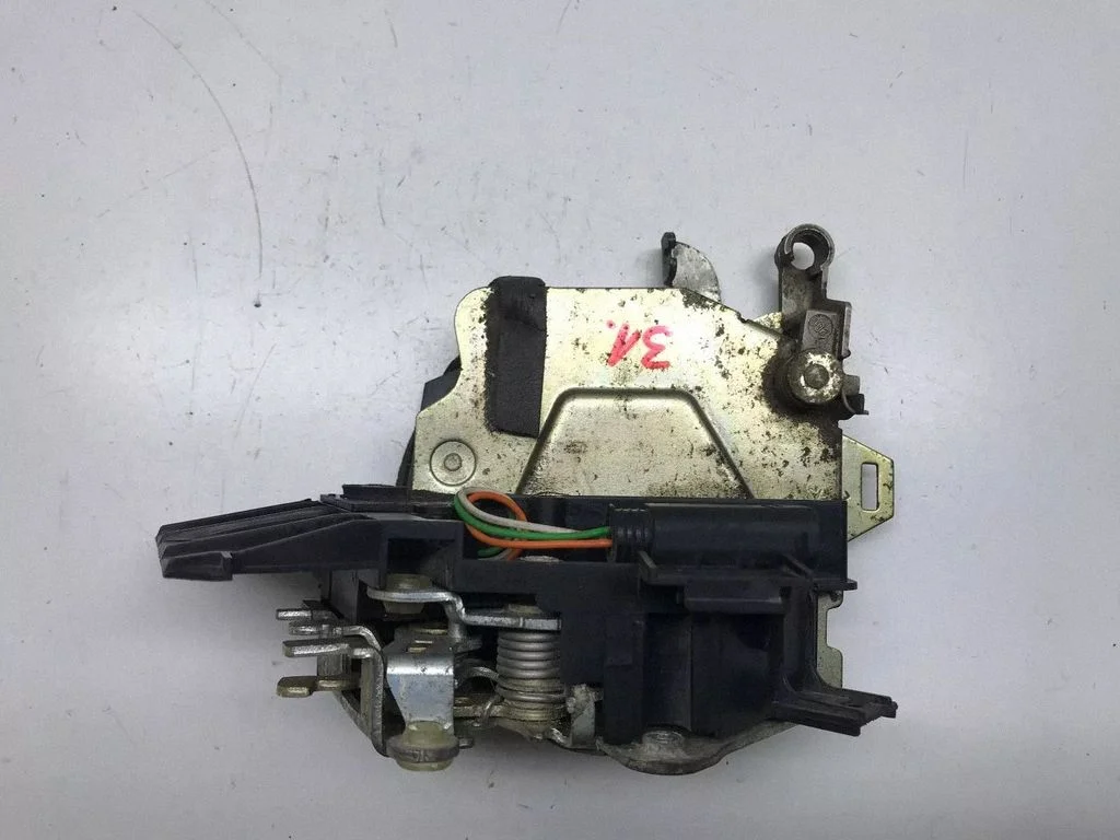 Rear door lock 9670823