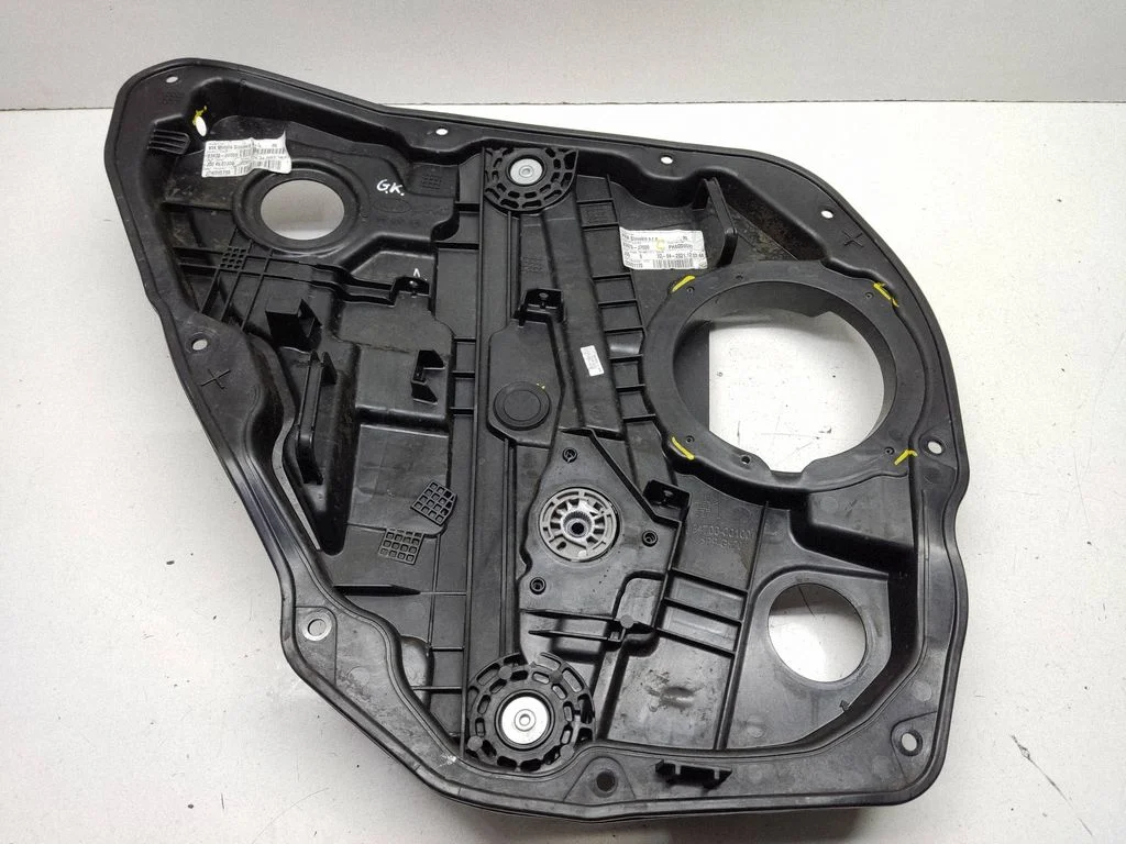 Rear window lifting mechanism without motor – KIA Ceed (2018-)