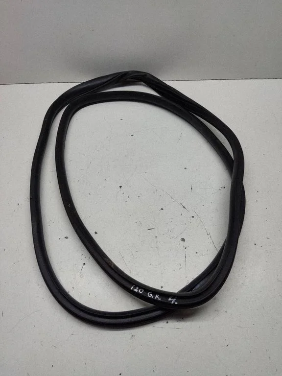 Rear door rubber seal (on body) 230724