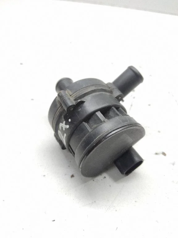 Electric auxiliary coolant/water pump – BMW 5 Series E60 E61 (2004-2010)