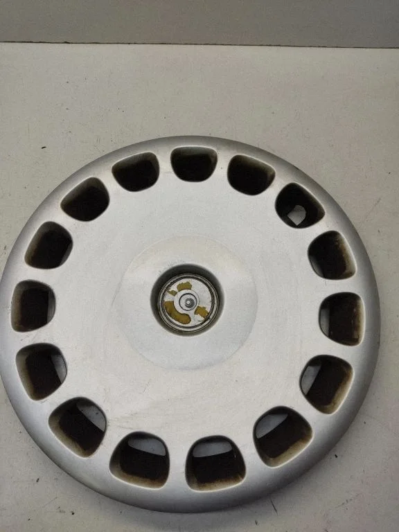 R15 wheel hub/cap/trim – BMW 5 Series E39 (1996-2003)