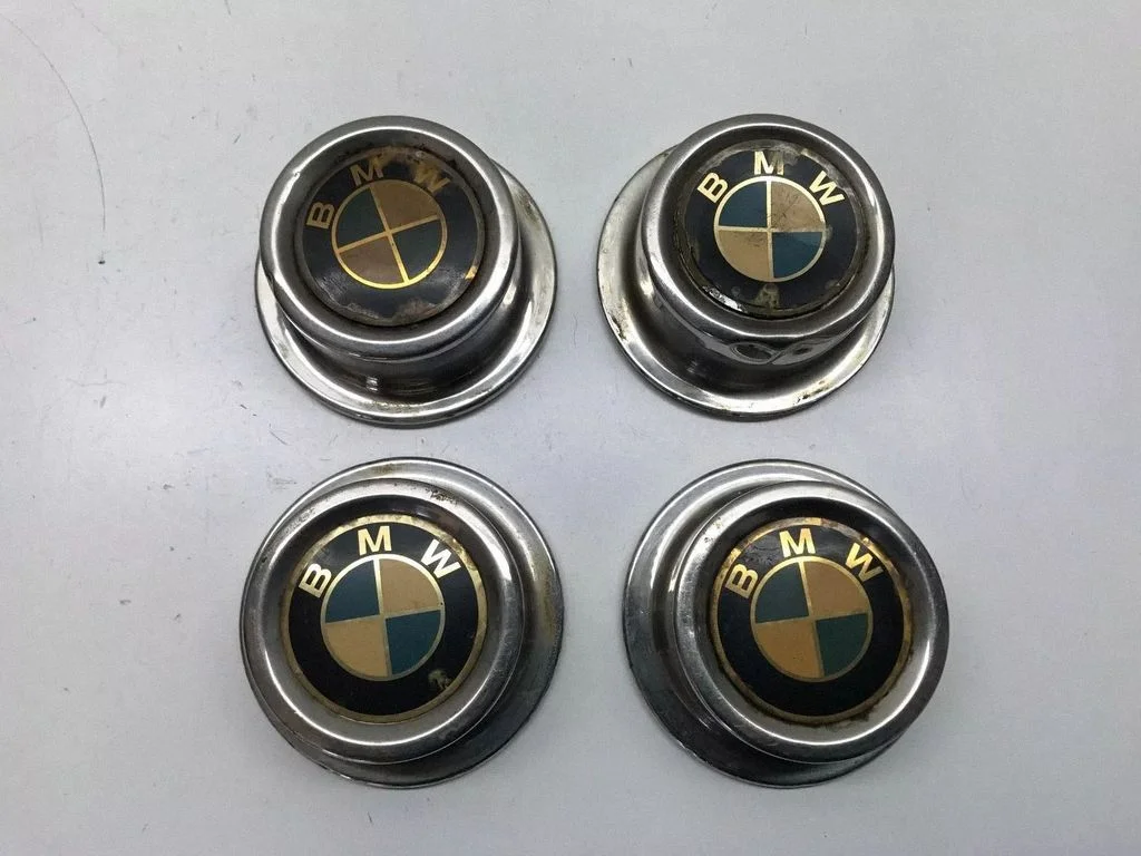 Original wheel cap – BMW 3 Series E30 (1983-1994)