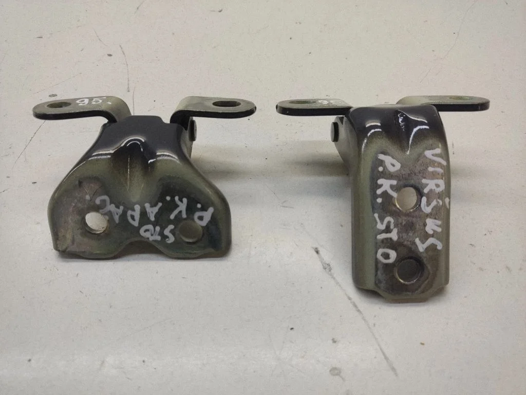 Front door hinges set – front left