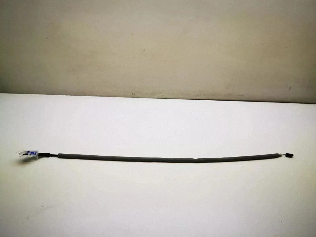 Front door cable line – BMW 1 Series E82 E88 (2007-2014)