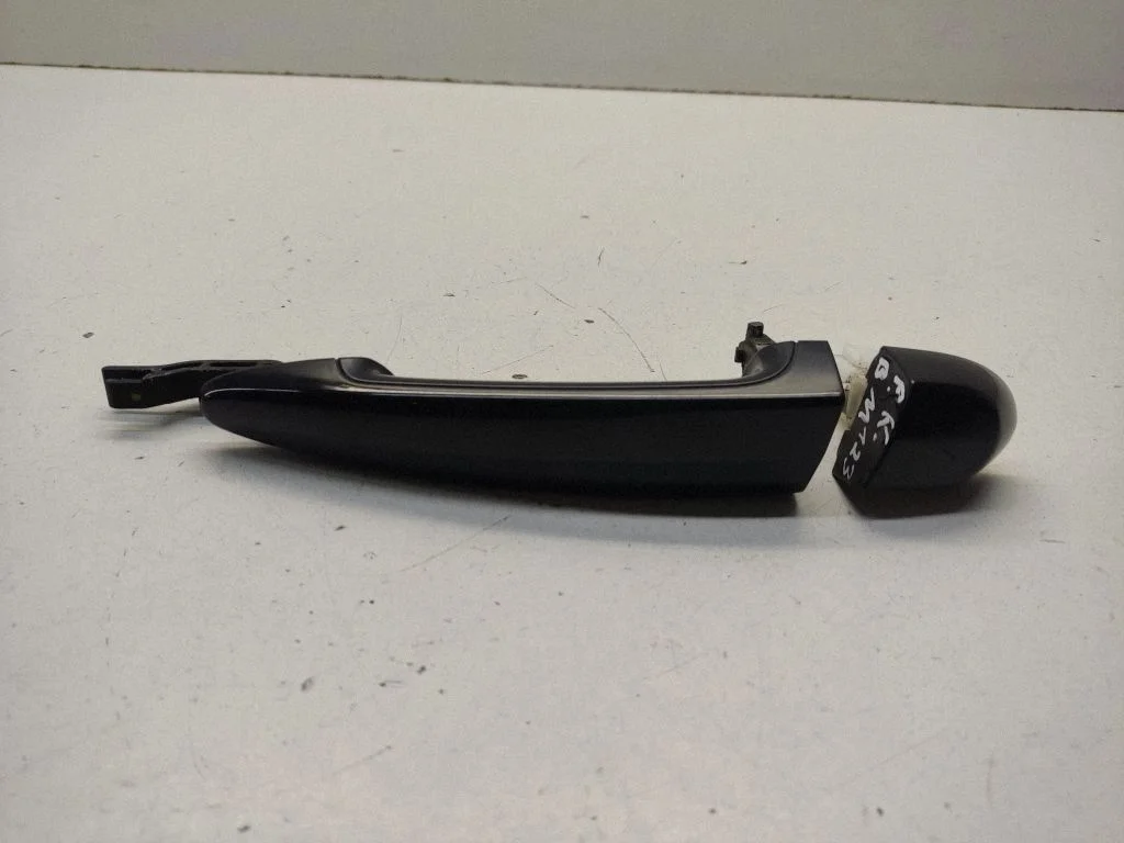 Front door exterior handle – BMW 1 Series E81 E87 (2004-2011)