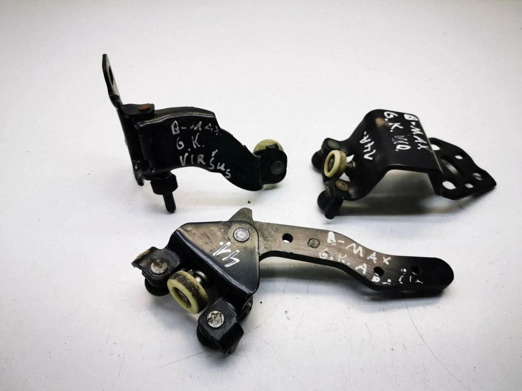 Roller guide/hinge set AV11R25029AE