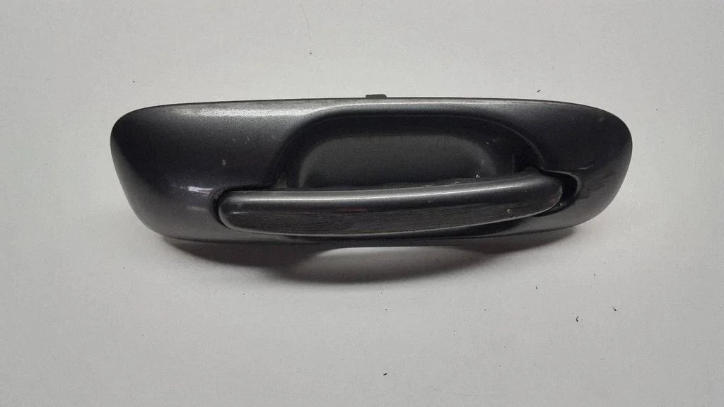 Sliding door exterior handle – Chrysler Grand Voyager IV (2001-2007)