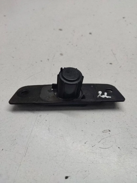 Sliding door lock loop/hook striker – Mercedes-Benz Vito Viano W447 (2014-)