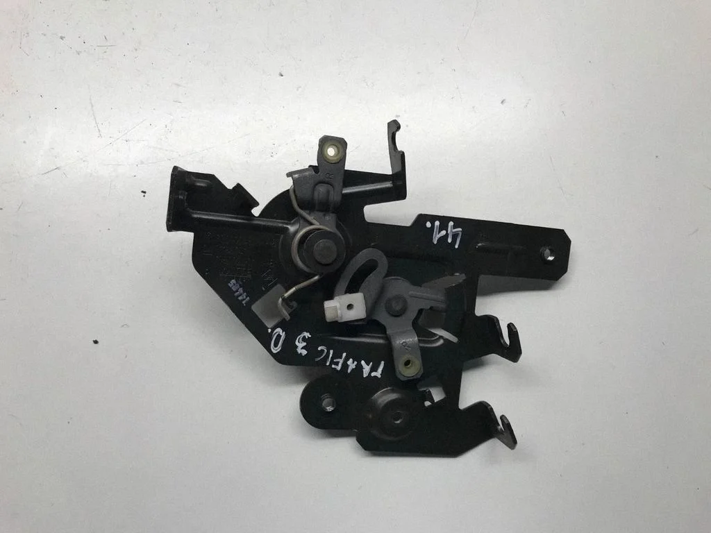 Sliding door lock